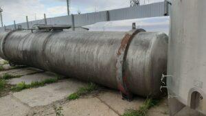 Продается  Емкость нержавеющая, объем -12 куб. м.